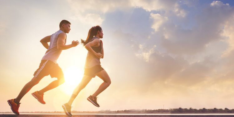 8 Lợi ích không thể bỏ qua khi lựa chọn giày chạy bộ chính hãng