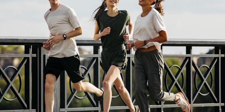 Chạy Bộ Đúng Cách – Giảm Cân, Giảm Stress Và Tăng Năng Lượng Mỗi Ngày