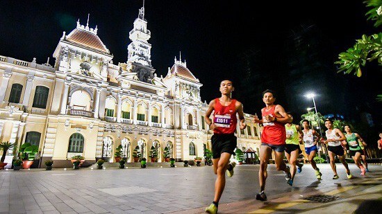 Giải Techcombank Ho Chi Minh City International Marathon - thử sức với đường chạy mang tầm quốc tế