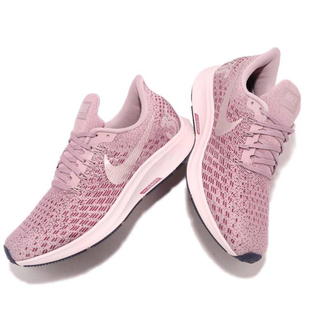 Giày chạy bộ nữ Nike Air Zoom Pegasus 35 - yêu từ cái nhìn đầu tiên
