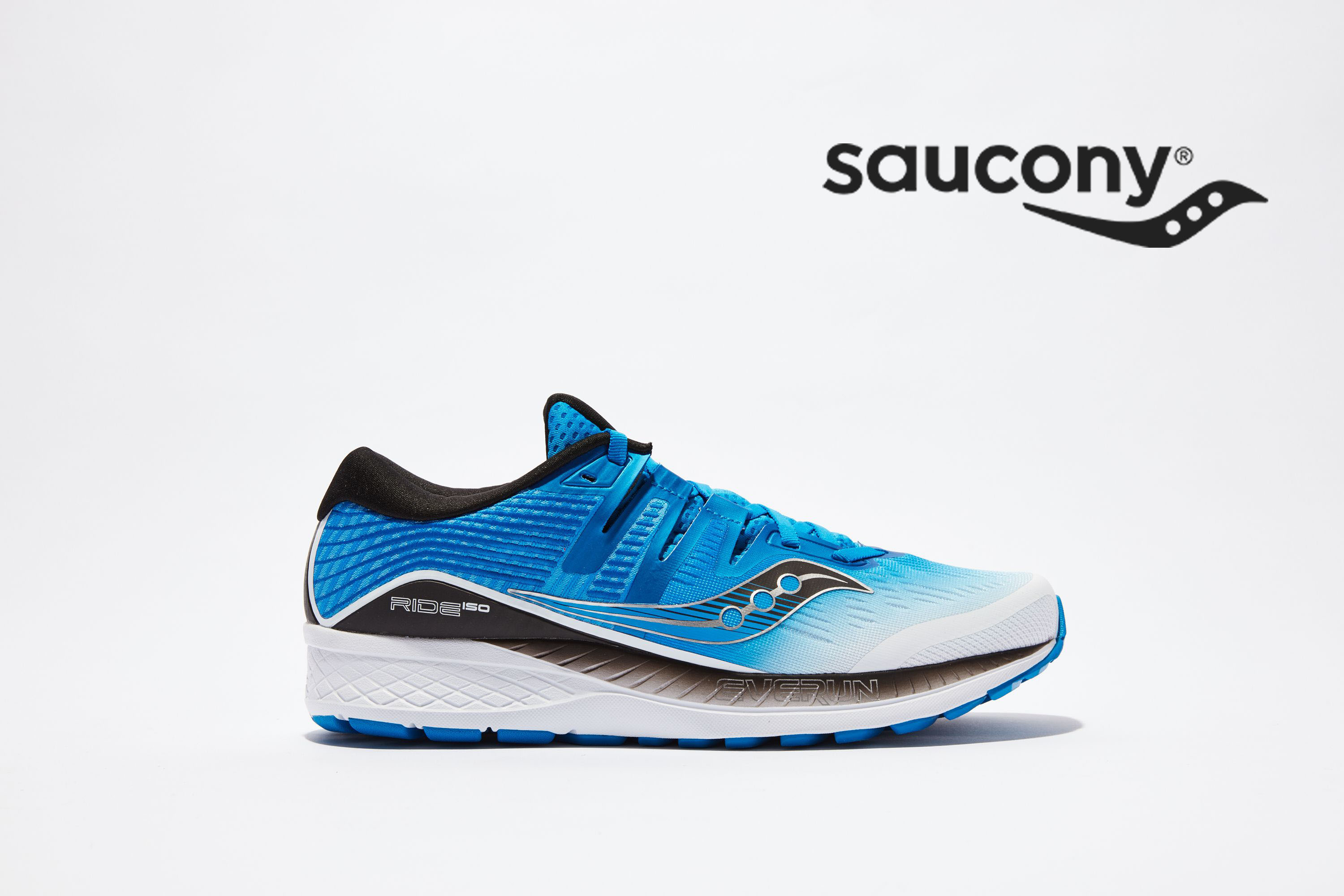 Giày chạy bộ chỉ có Nike và adidas?